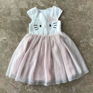 H&M Hello Kitty Girls dress size 5/6 years old